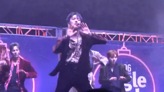 [fancam][07.12.2019] B96 Pepsi Jingle Bash - Play it cool (Minhyuk focus)