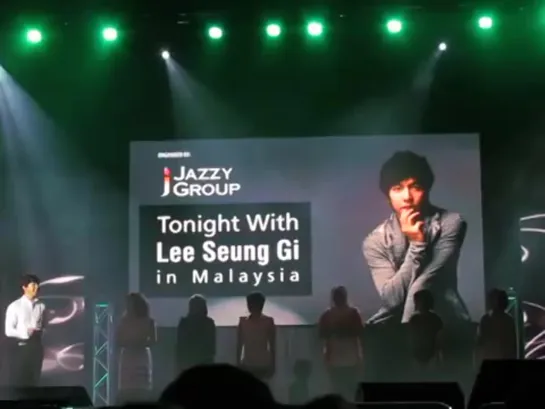 Lee Seung Gi Fan Meeting in Malaysia (2 November 2012) - Part 6 [Fancam] [lI60d1i2tjM]