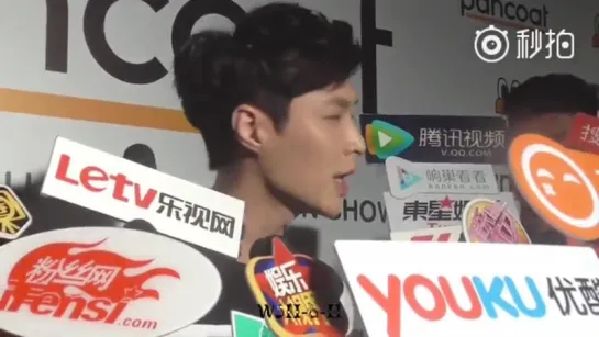 [FANCAM] 160111 EXO LAY @ Pancoat中国 Fashion Show  Press Conference in Shanghai