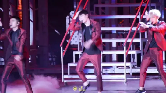 151212 Exoluxion in Nanjing 난징(Lay focus) - 10 Hurt