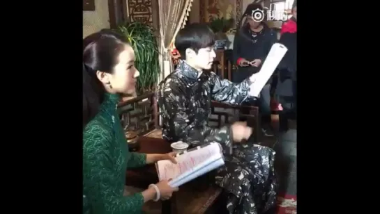 [FANCAM] 151222 LAY @ Recording webdrama «Old Nine Gate» (4)