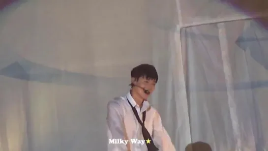 [Fancam] 150830 EXO a-nation tokyo XOXO (Lay focus)