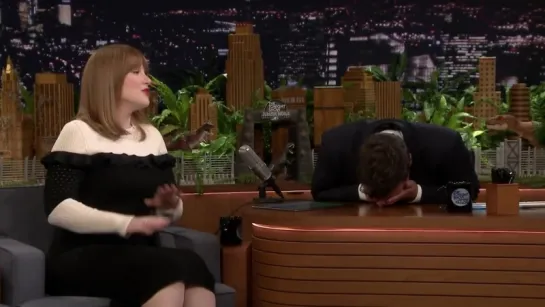 Jurassic Worlds Bryce Dallas Howard Makes Animal Noises to Create Dinosaur Roars