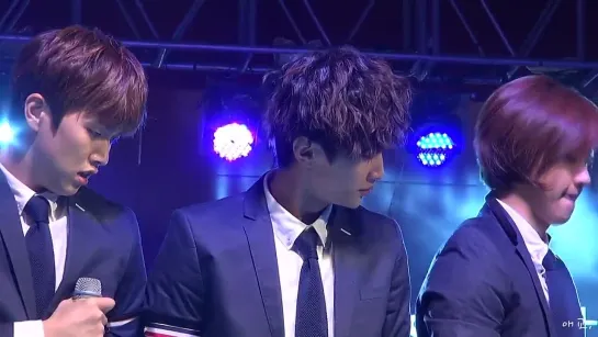 [FANCAM][141224] B1A4 - What's Going On (Jinyoung focus) @ Big Star Concert in Busan