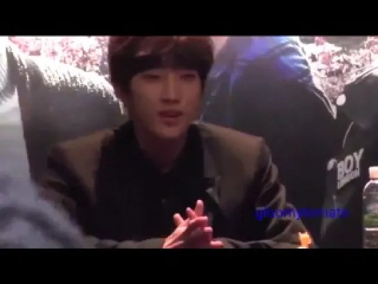 [FANCAM][140124] B1A4 (Jinyoung focus) @ "WHO AM I" 3rd Fansign