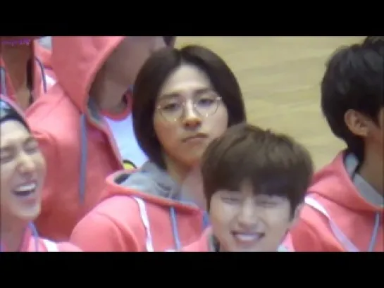 [FANCAM][140113] B1A4 (Baro & Sandeul focus) @ Idol Star Champion