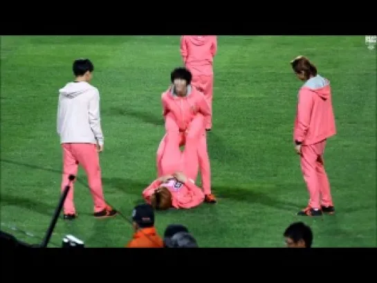 [130903] B1A4 @ Idol Sports Championship