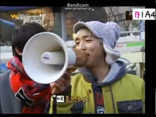 06.01.12 Mnet wide Guerilla concert- Hongdae part 4\5