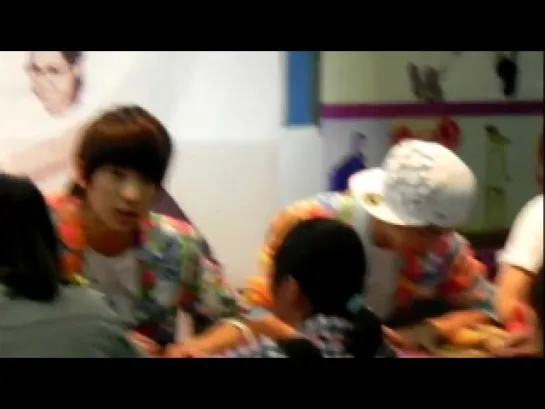 (FANCAM) 110515 B1A4 Fansign (Part 4)