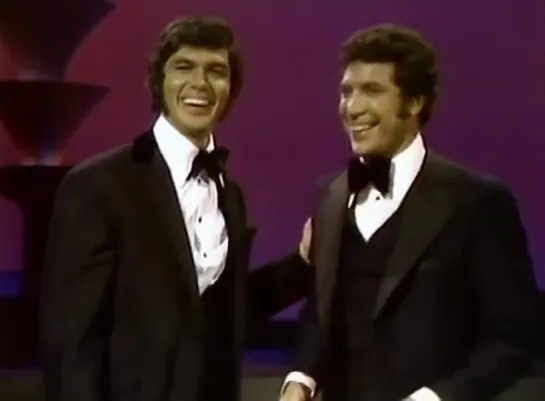 Engelbert Humperdinck meets Tom Jones! (1969)