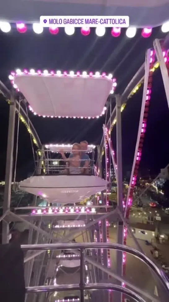 Family on the ferris wheel