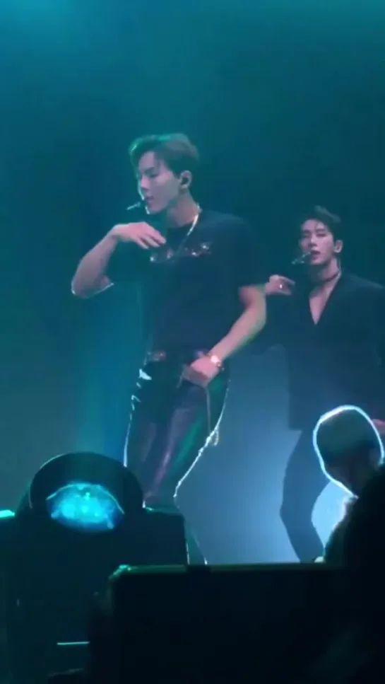 [VK][30.07.2019][Fancam] The 3rd World Tour WE ARE HERE in ATLANTA (Focus SHOWNU)