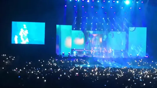 [13.07.2019][Fancam] The 3rd World Tour WE ARE HERE in Berlin - Alligator