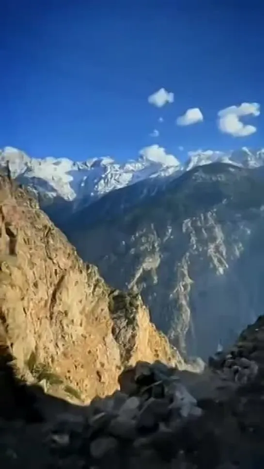 The seanic route at Kinnaur, India