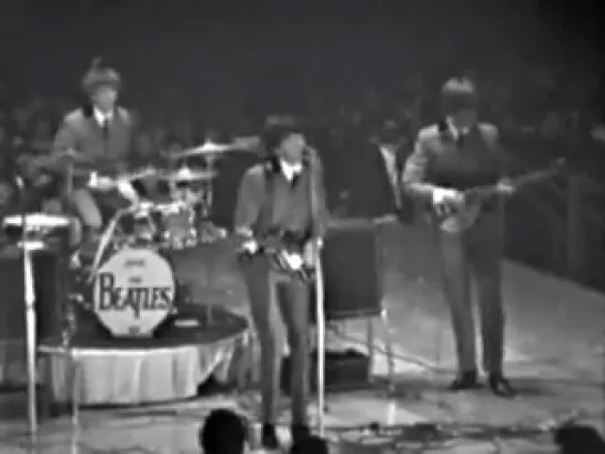 THE BEATLES " I Saw Her Standing There " ( live 1964 )