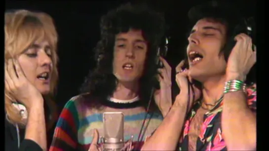 Queen - Somebody To Love | 1976 год | клип [Official Video] HD