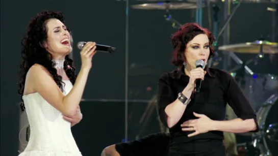 Within Temptation feat. Anneke Van Giersbergen - Somewhere (Black Symphony)