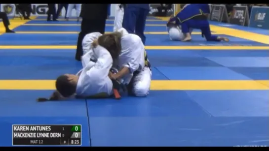 + black g  K Antunes vs Mackenzie Dern #IBJJFWORLD16