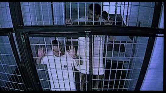 Эксперимент [Das Experiment]; Оливер Хиршбигель, Германия, 2000