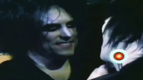 Robert Smith & Marilyn Manson (The Cure – MTV Icon 2004)