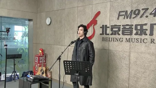 202201009 Beijing Music Radio. Hong Zhiguang 洪之光 - Stars (Les Miserables)