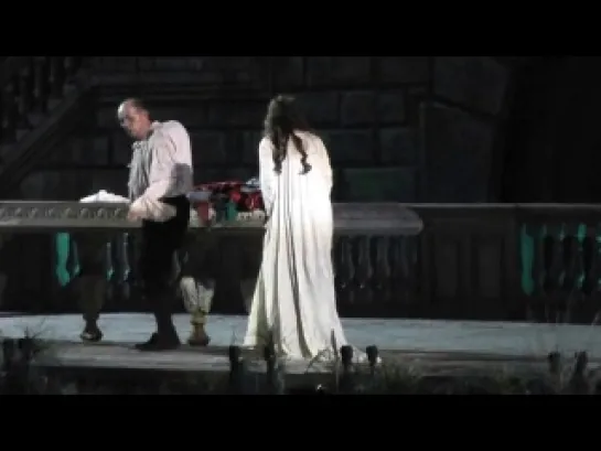 Leo Nucci & Olga Peretyatko, Rigoletto - 'Parla, siam soli... Sì vendetta...' (Arena di Verona 2013)