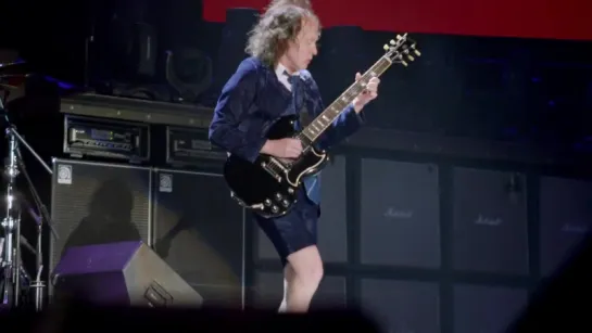 AC/DC - Thunderstruck -