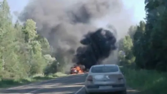 Возгорание и взрыв газели в Удмуртии (17.06.2016)