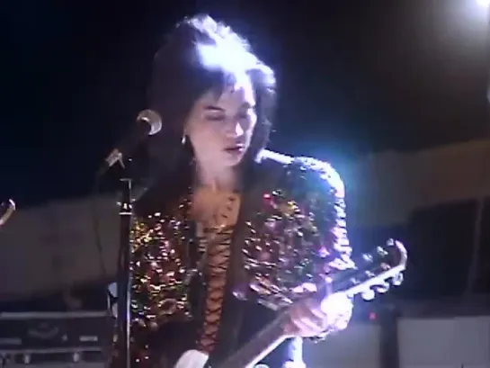 Joan Jett .,