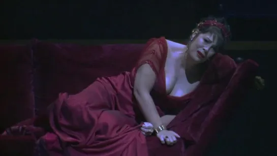 Tosca 'Vissi d'arte' - The Metropolitan Opera - Sondra Radvanovsky