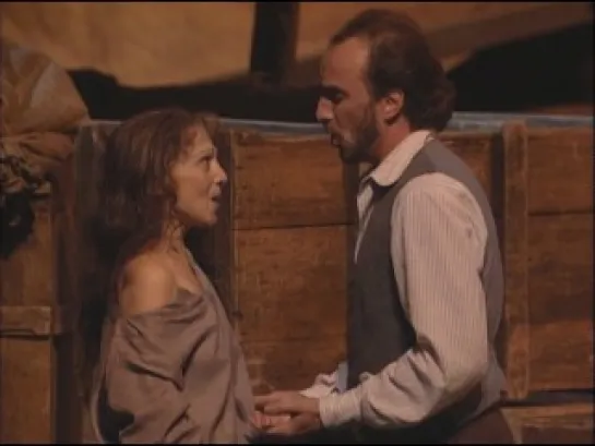 Pagliacci (Luciano Pavarotti, Teresa Stratas, Juan Pons, Dwayne Croft; Franco Zeffirelli, Metropolitan Opera, James Levine, 1994