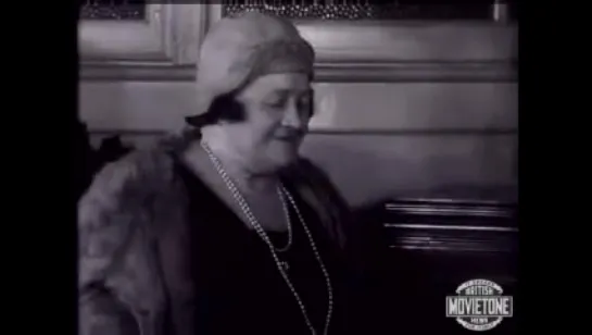 (Rare) Luisa Tetrazzini Sings Again With Caruso (1932 Movietone Newsreel Footage)