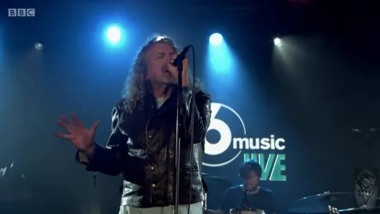 ROBERT PLANT. New World...