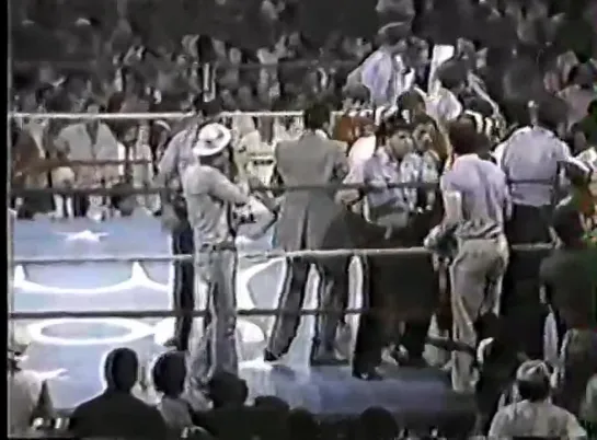 1983-05-01 Edwin Rosario vs Jose Luis Ramirez I (vacant WBC lightweight title)