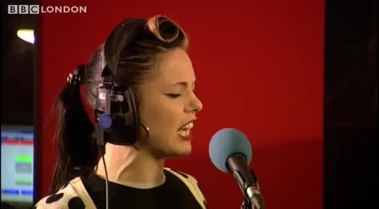 Imelda May live session- Train Kept A Rollin