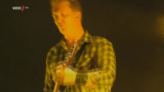 Queens of the Stone Age - Misfit Love | Live at Mitsubishi Electric Halle 2013