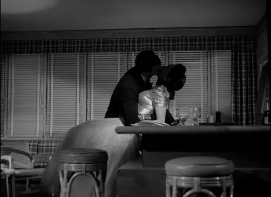 MILDRED PIERCE, 1945 (MICHAEL CURTIZ)