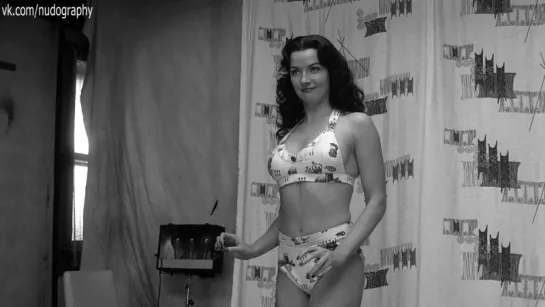 Гретхен Мол (Gretchen Mol) в фильме "Непристойная Бэтти Пейдж" (The Notorious Bettie Page, 2005, Мэри Хэррон)