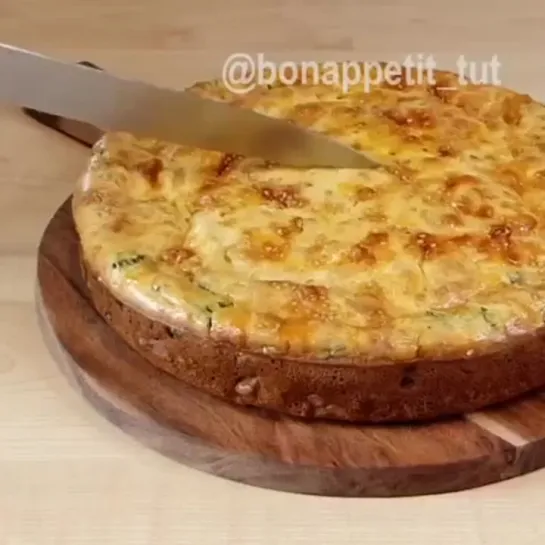 Быстрый заливной пирог с луком и яйцом!