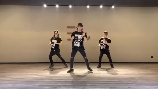 Oh Carol (Carbonara Remix) - EXTREME DANCE CENTER - Dance Fitness - Hangzhou China