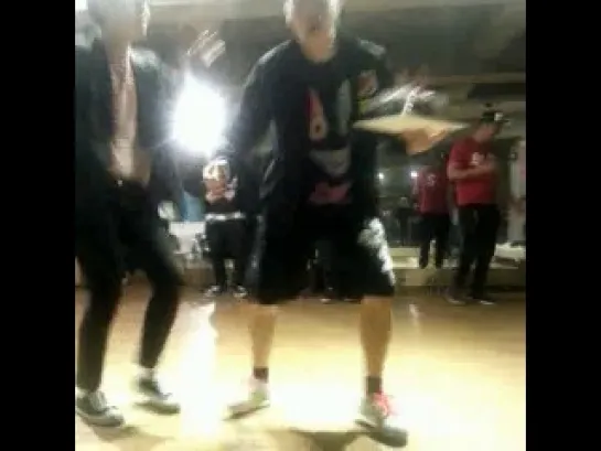 140409 zico vine