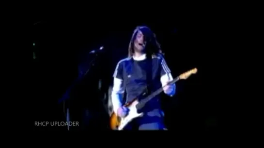 Red Hot Chili Peppers - Fuji Rock 2002 (PROSHOT)