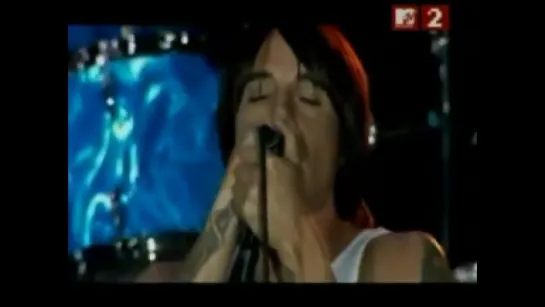 Red Hot Chili Peppers - Live Vans Skate Park 2002