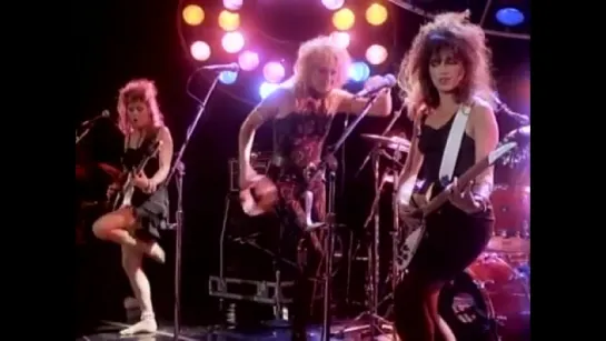 The Bangles - Walk Like an Egyptian