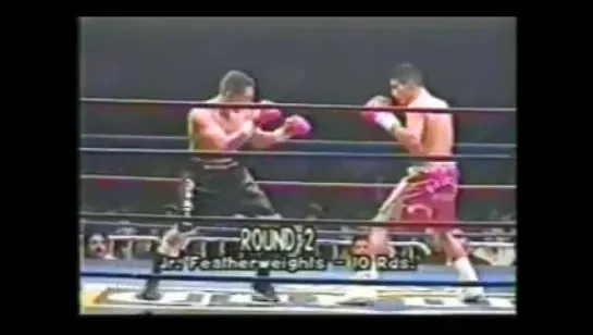 1996-11-29 Erik Morales vs Robbie Lovato