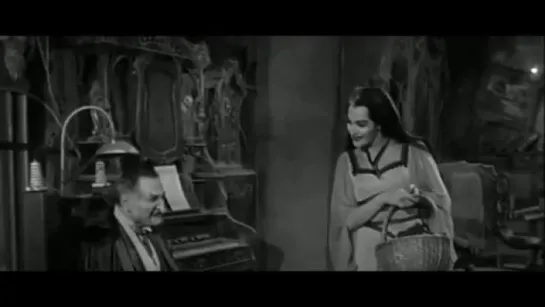 The Munsters Episode 1 My Fair Munster 1964 Pilot with Yvonne De Carlo as Lily in English Eng