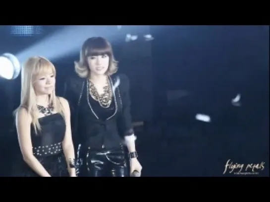 [Fancam] 101209 Taeyeon crying @ 2010 Golden Disk Awards - Winning Daesang