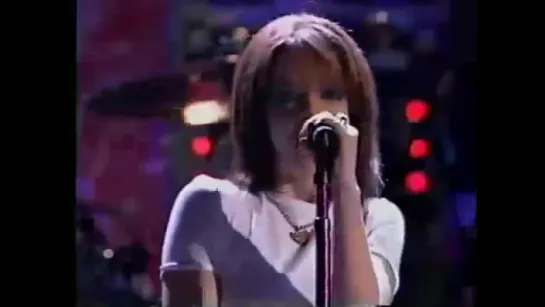 Garbage - Only Happy When It Rains (Live MTV Movie Awards 1996)