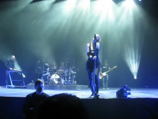 Garbage - Milk (live)