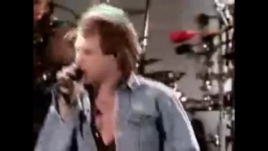 Bon Jovi - Livin On a Prayer